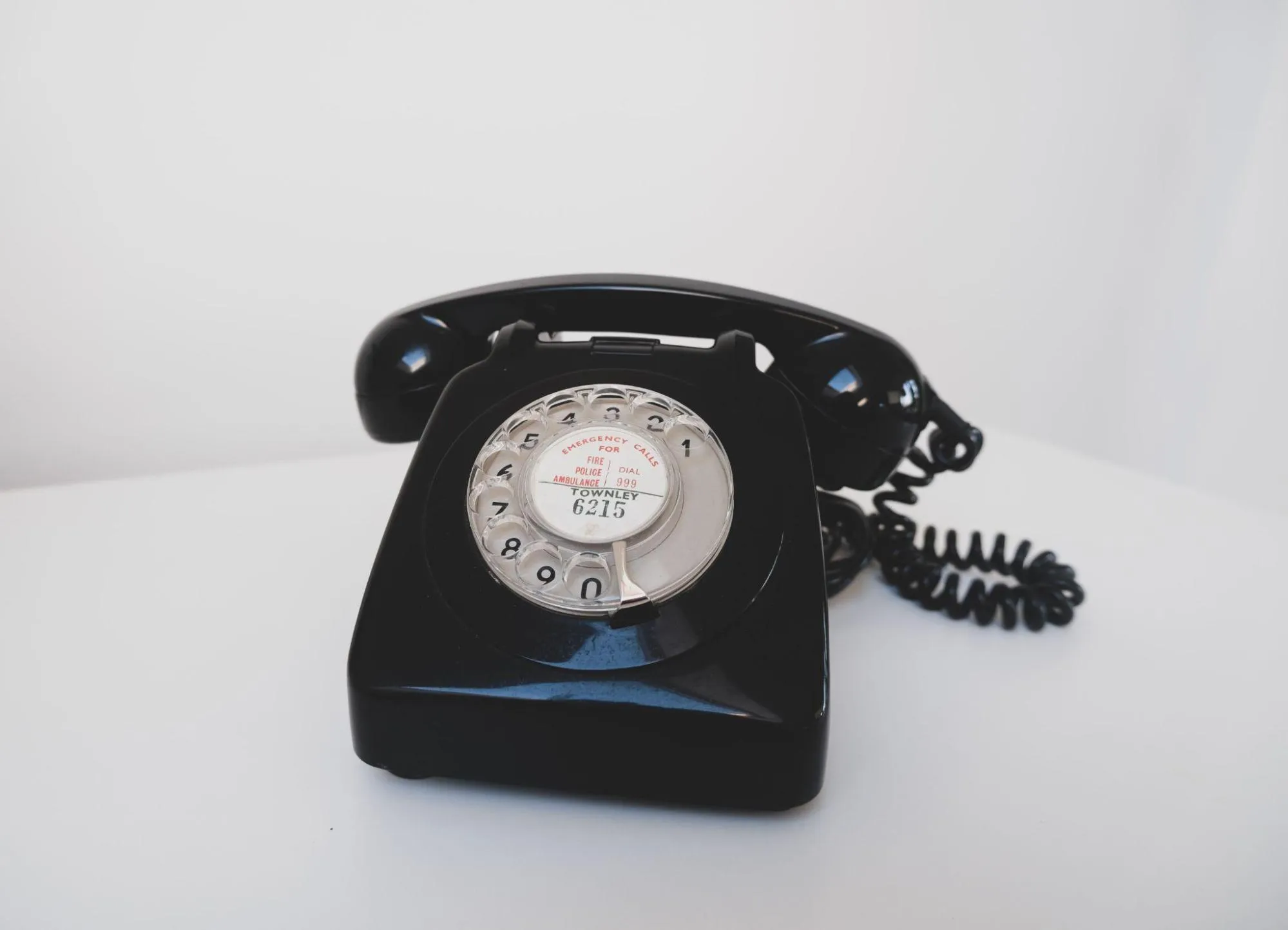 What Is the Best VOIP Service for Small Businesses?